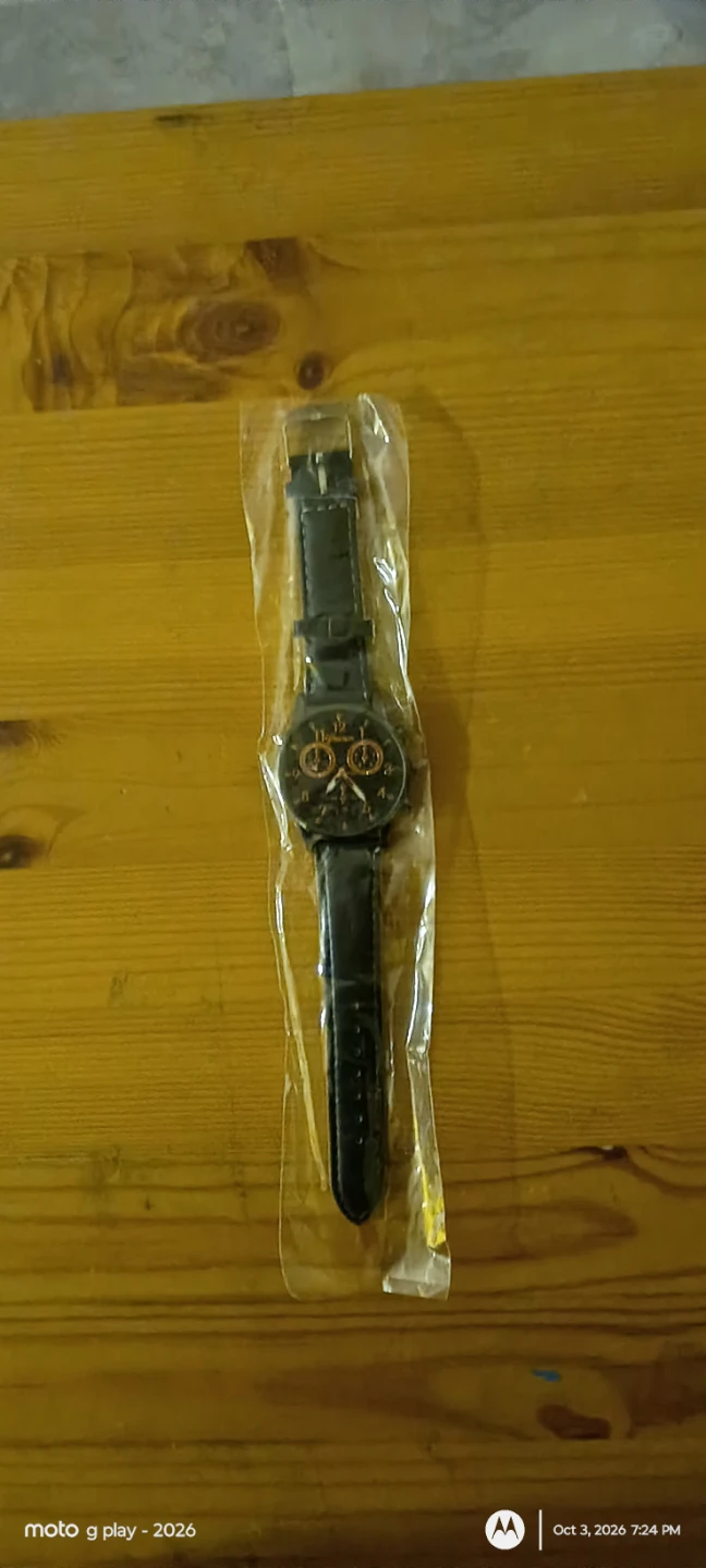 Geneva Black Wristwatch - photo 2