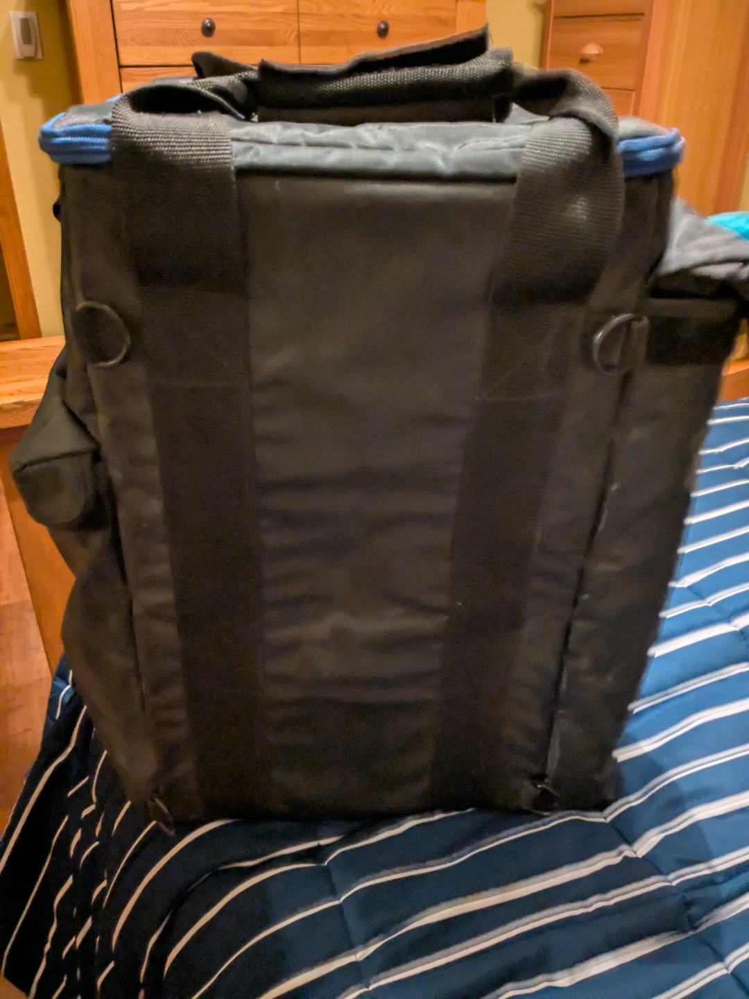 Black Travel Tote Duffel Carry-On Bag 18 x 12 x 12 - photo 4