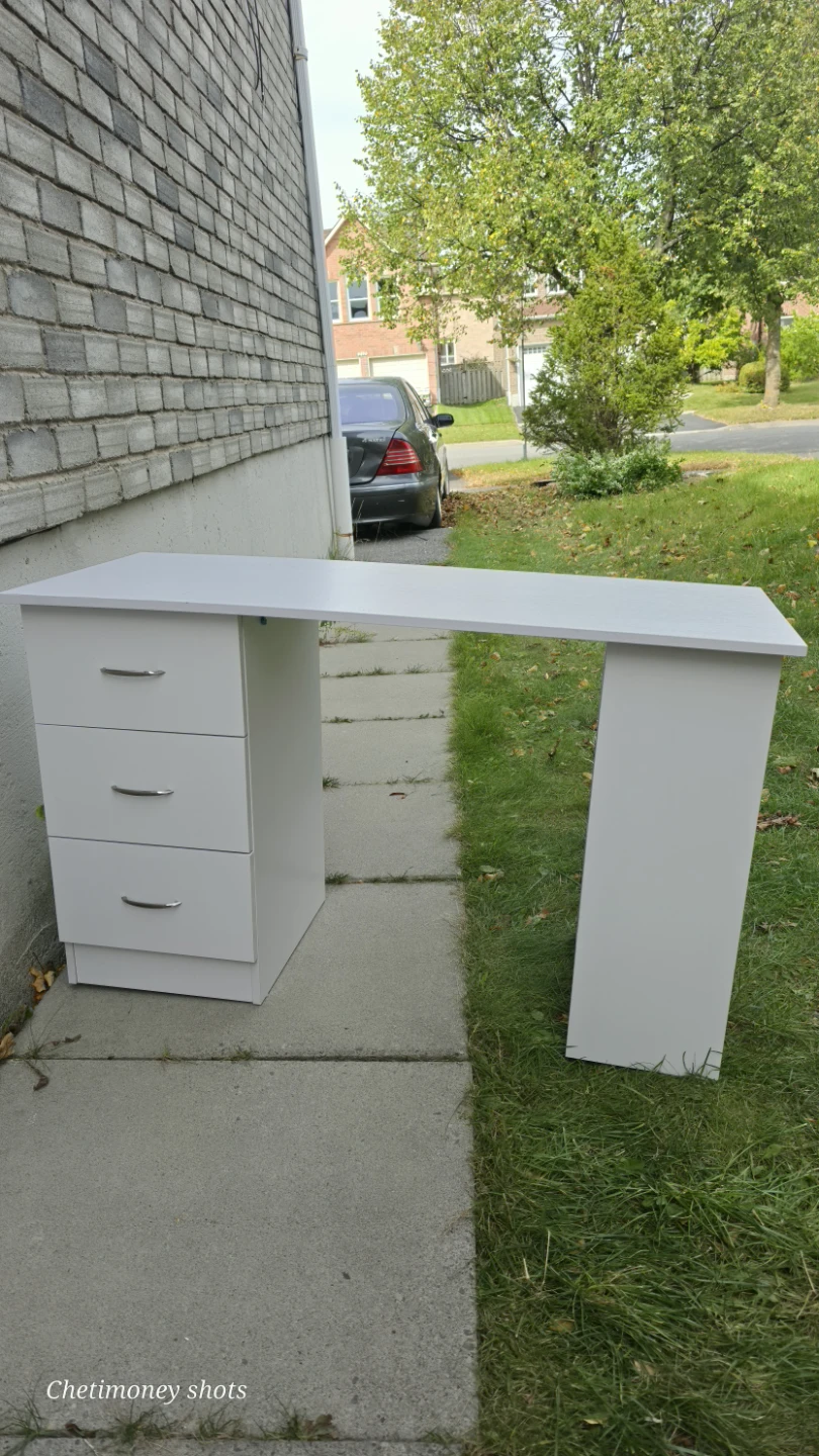 White Desk with Three Drawers - photo 2