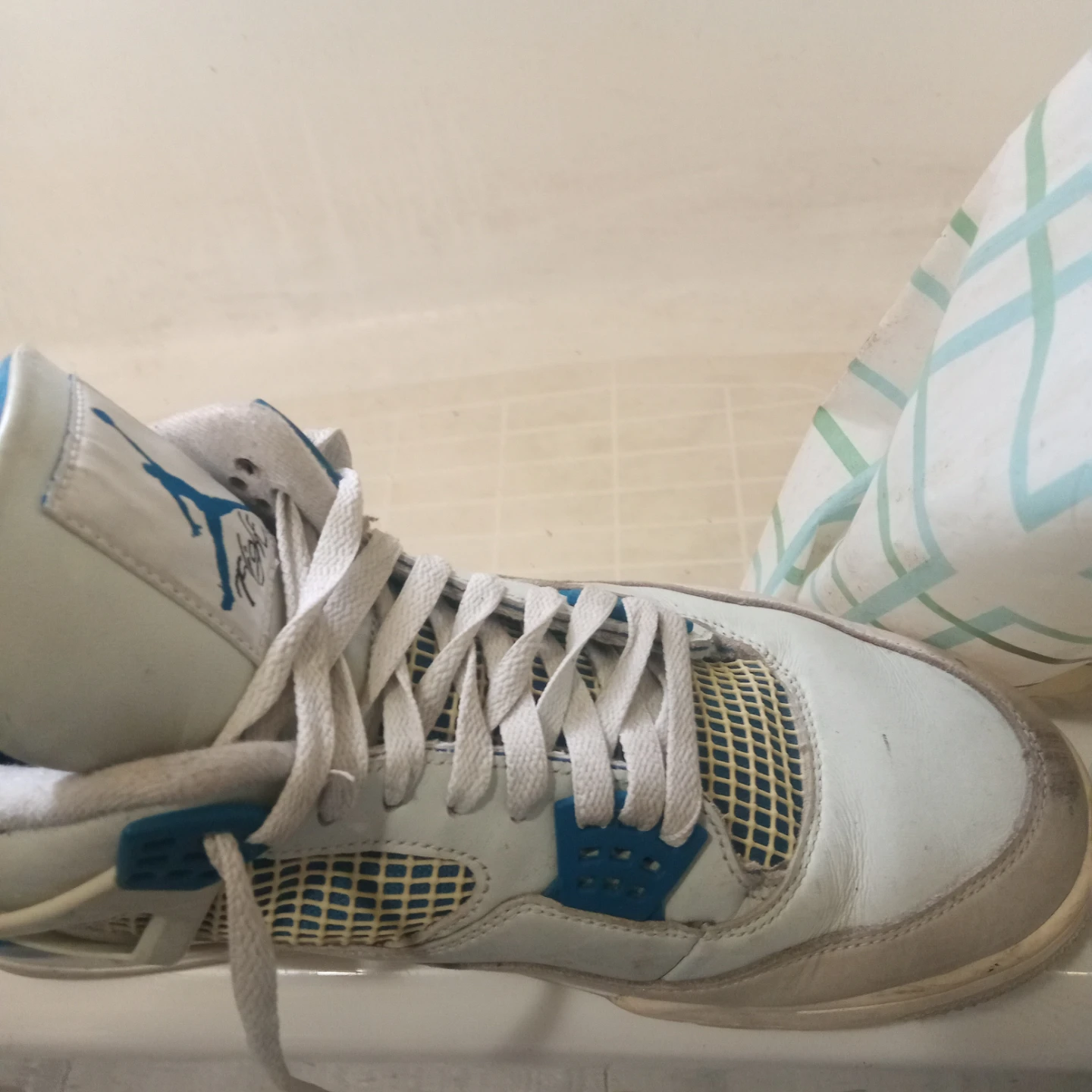 Nike Air Jordan 4 Retro Military Blue Sneakers - photo 3