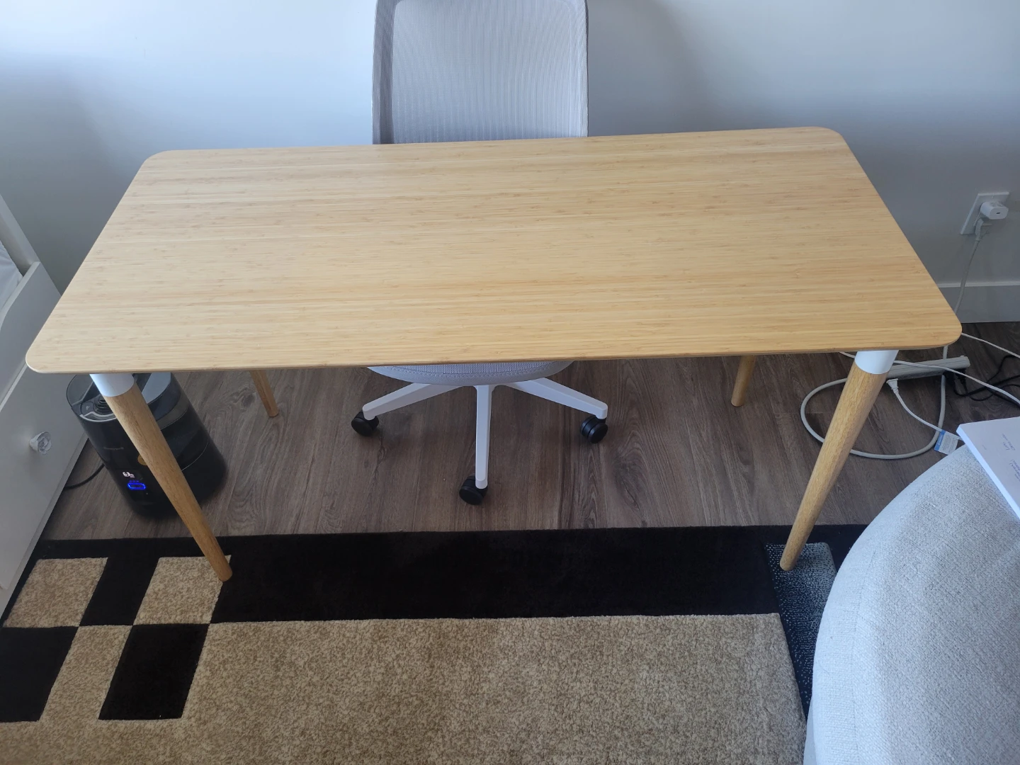 IKEA Lisabo tabletop with Hilver legs