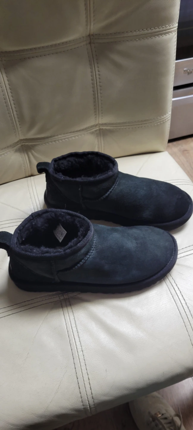 Ugg Suede Ankle Boots Size 7 - photo 2