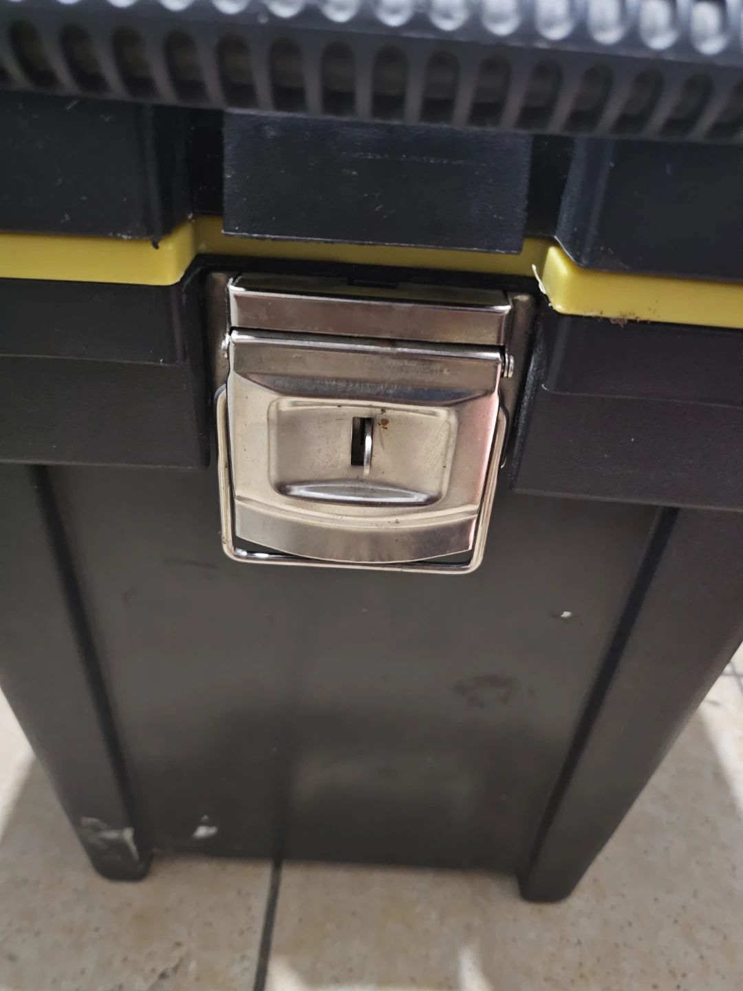 Stanley Rolling Tool Box - photo 3
