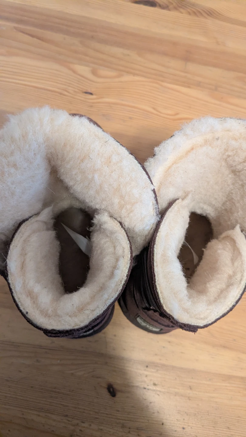 Bearpaw Winter boots size 8 - photo 3