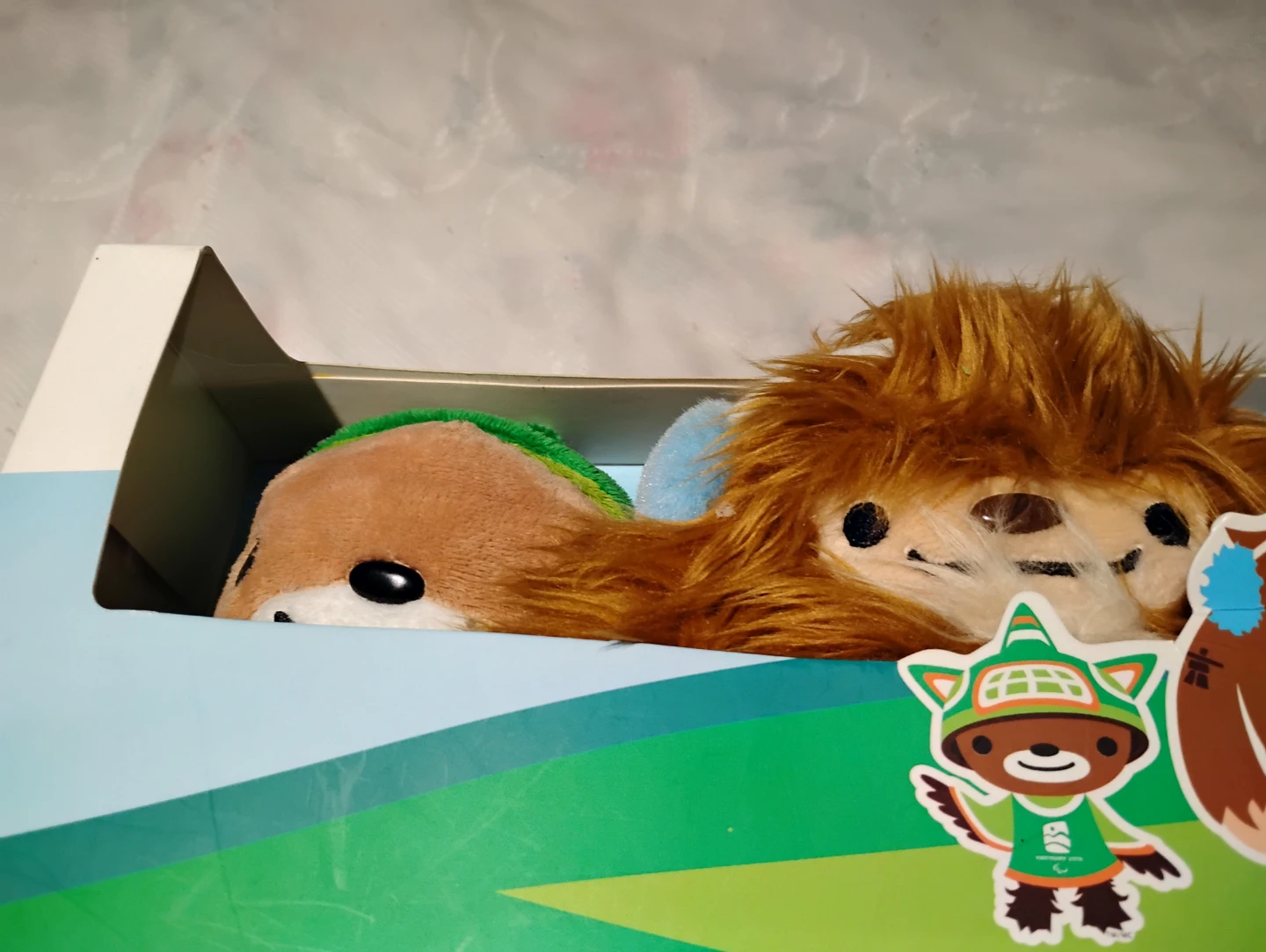 Vancouver 2010 Olympic Mascot and Sidekick Collector Set - photo 2