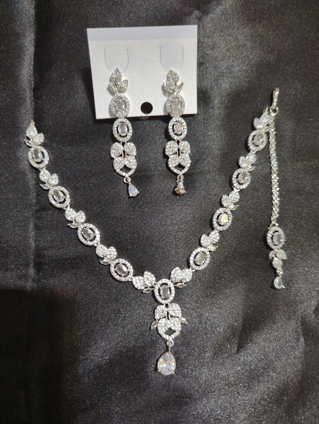 Bridal Crystal Necklace, Earring, and Maang Tikka Set