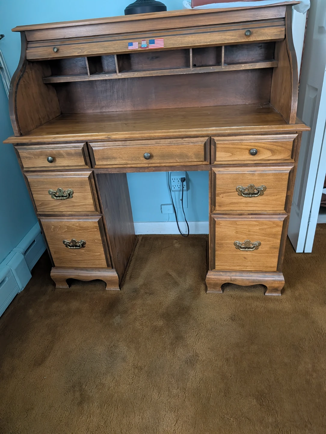 Traditional Wooden Roll Top Desk - photo 3
