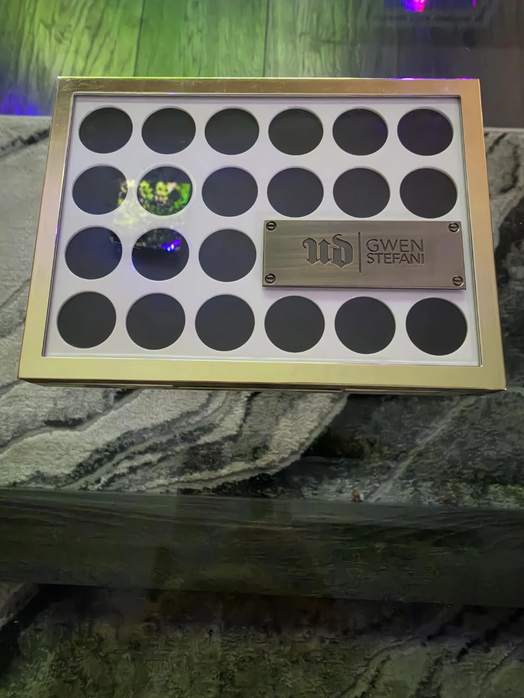 Urban Decay x Gwen Stefani Eyeshadow Palette