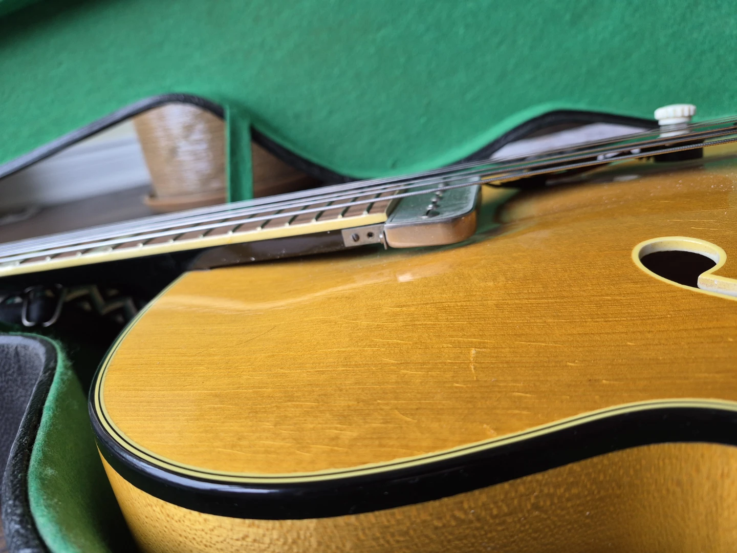 Framus-Werke guitar, built in Bavaria. - photo 3