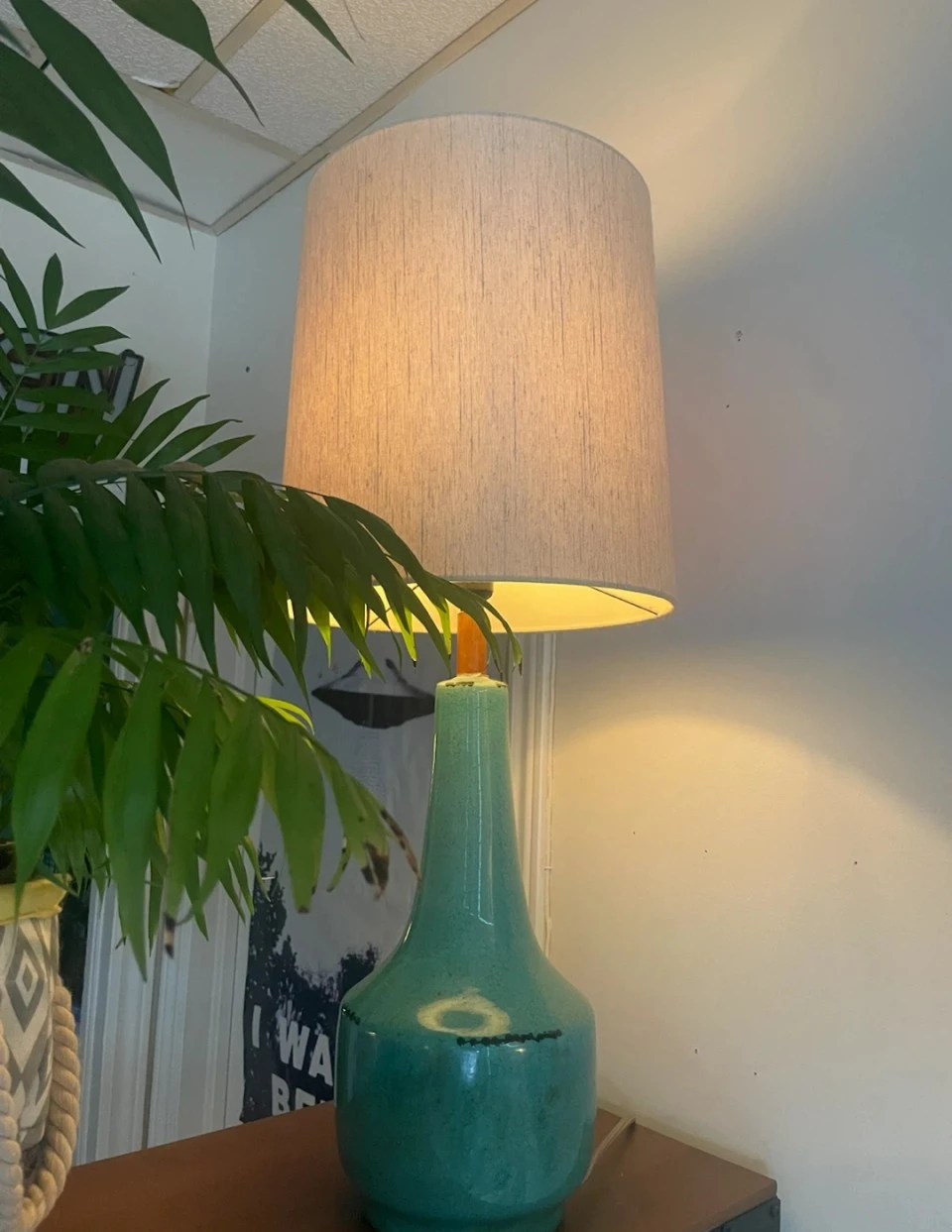 Mid-Century Style Ceramic Table Lamp - photo 3