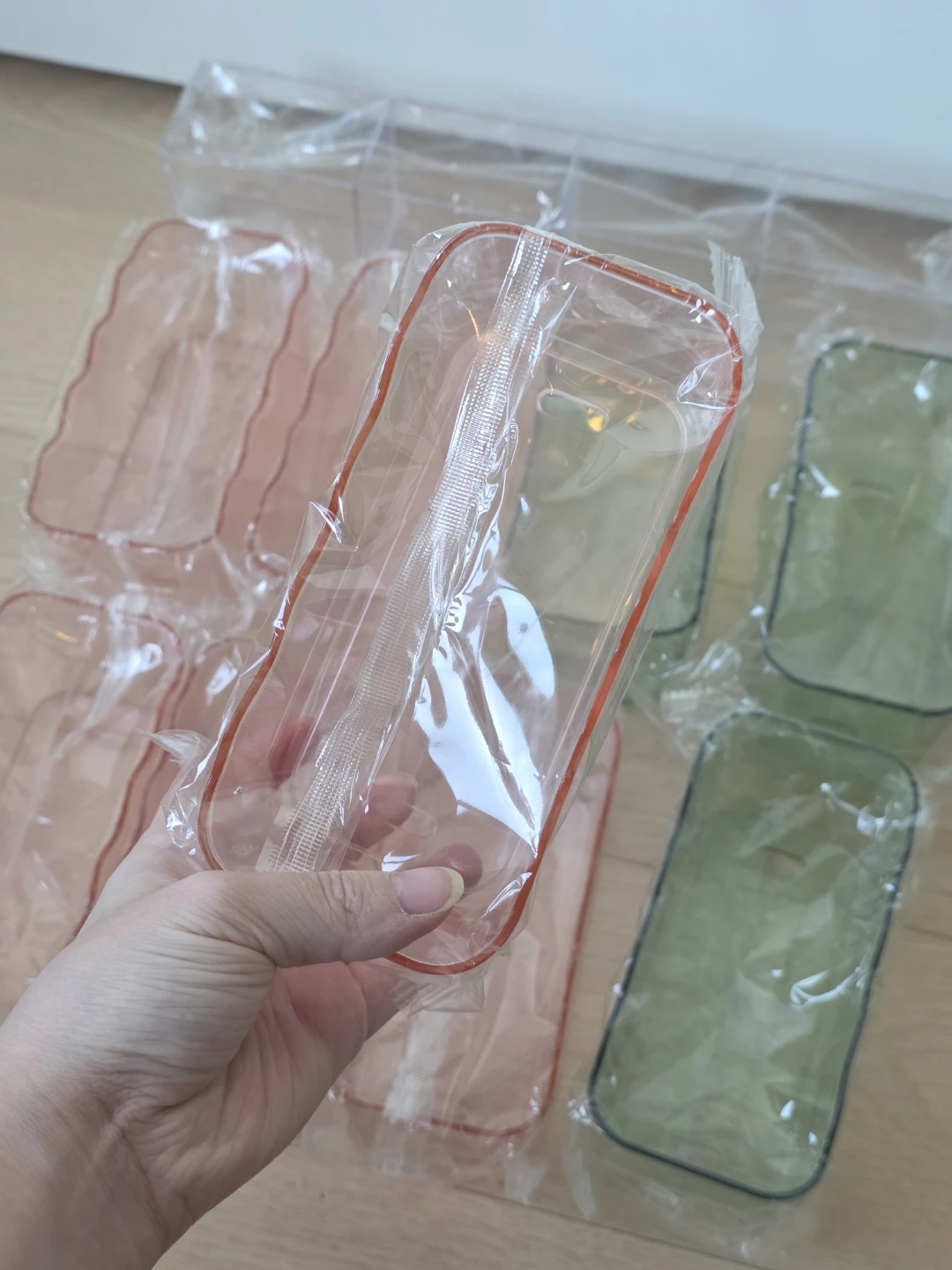 Set of 8 Small Plastic Organizer Trays - photo 3