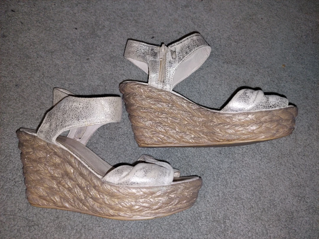 Gold Espadrille Wedge Sandals - photo 2