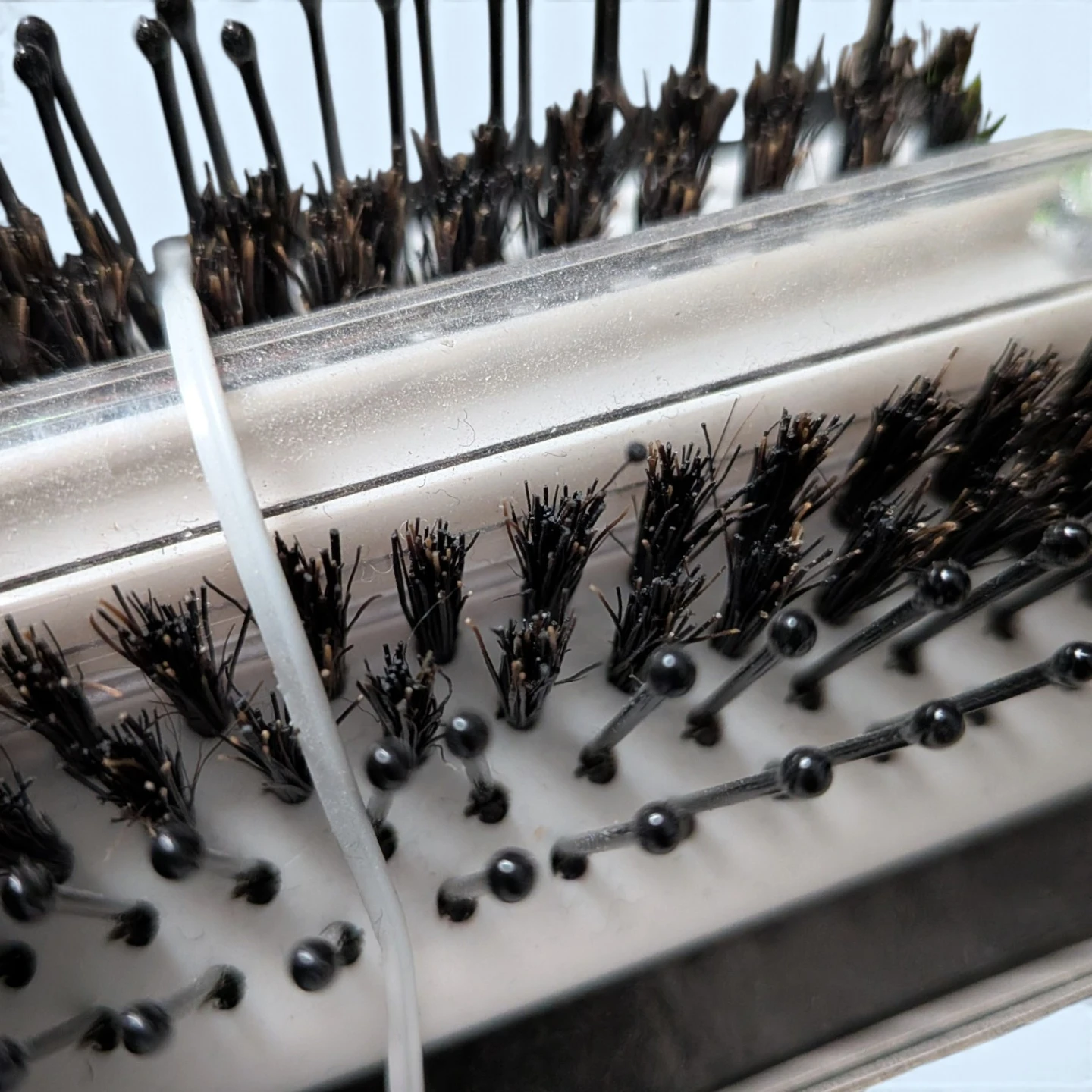 Conair InfinitiPRO Finishing Brush with Argan Oil Strip - photo 2