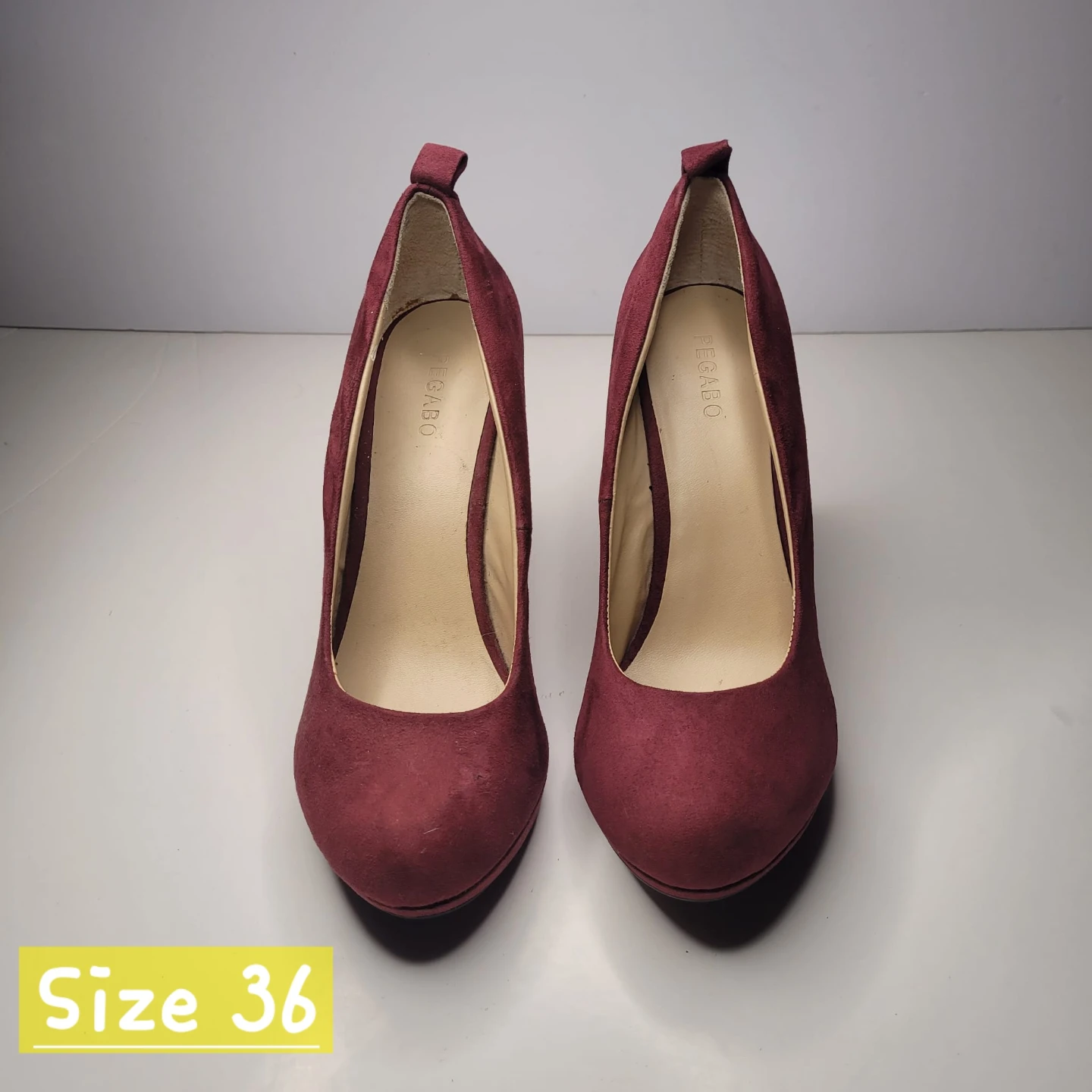Pegabo Wedge Pumps