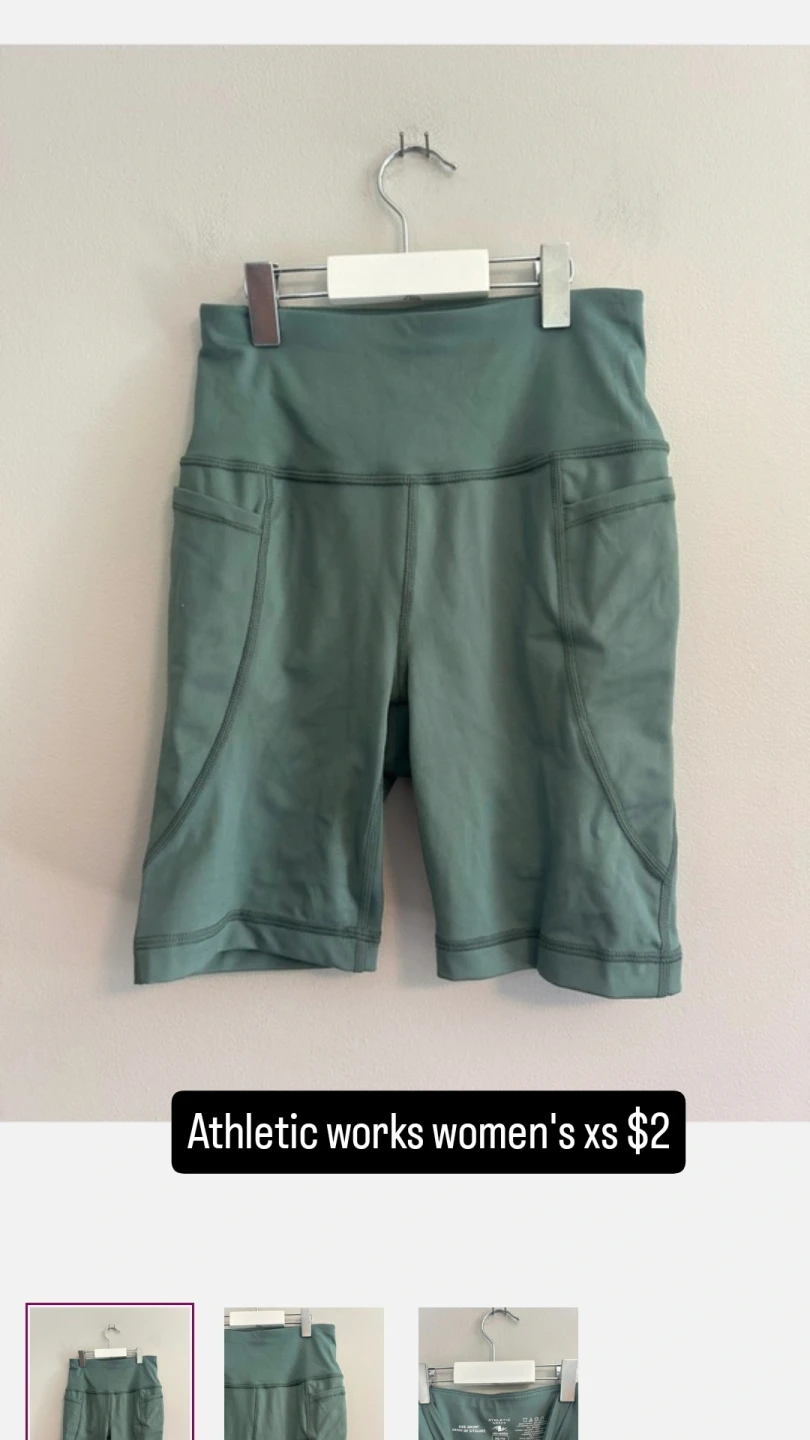 Selection of Women's Shorts - photo 4