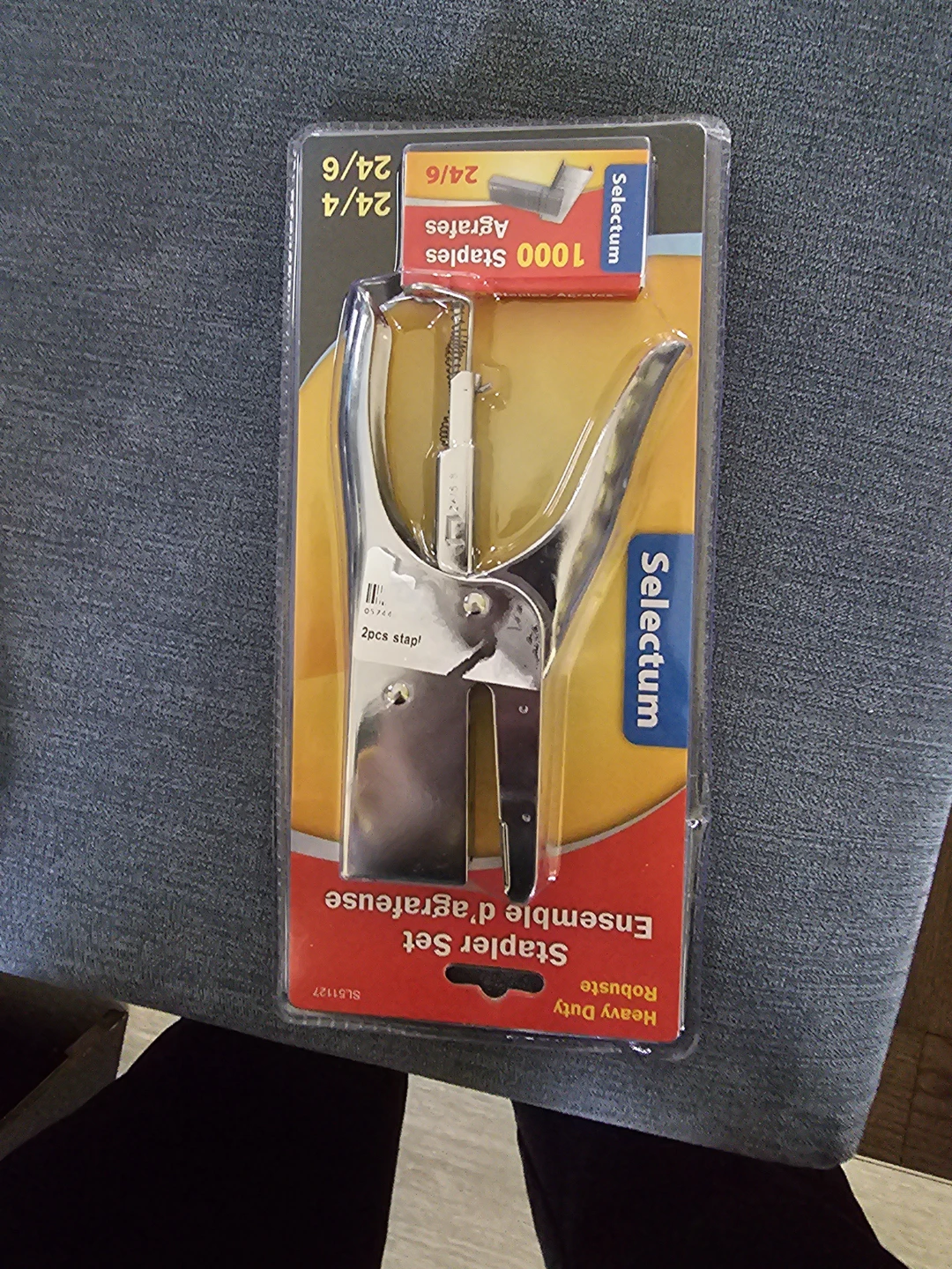 Selectum Heavy Duty Stapler Set