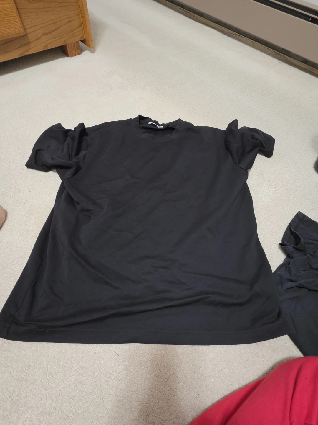 Uniqlo U Black T-Shirt