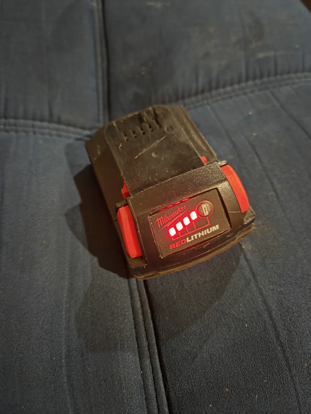 Milwaukee M18 REDLITHIUM CP2.0 Battery - photo 2