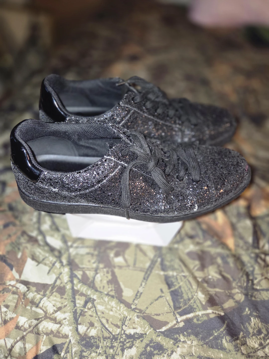 INC Silas Lace-Up Sparkle Sneakers in a Men's 10 - photo 2