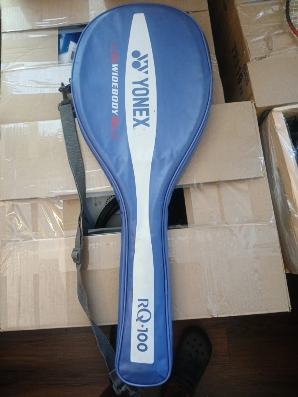 Yonex RQ-100 Racket, Matrix Racket and Tennis Balls