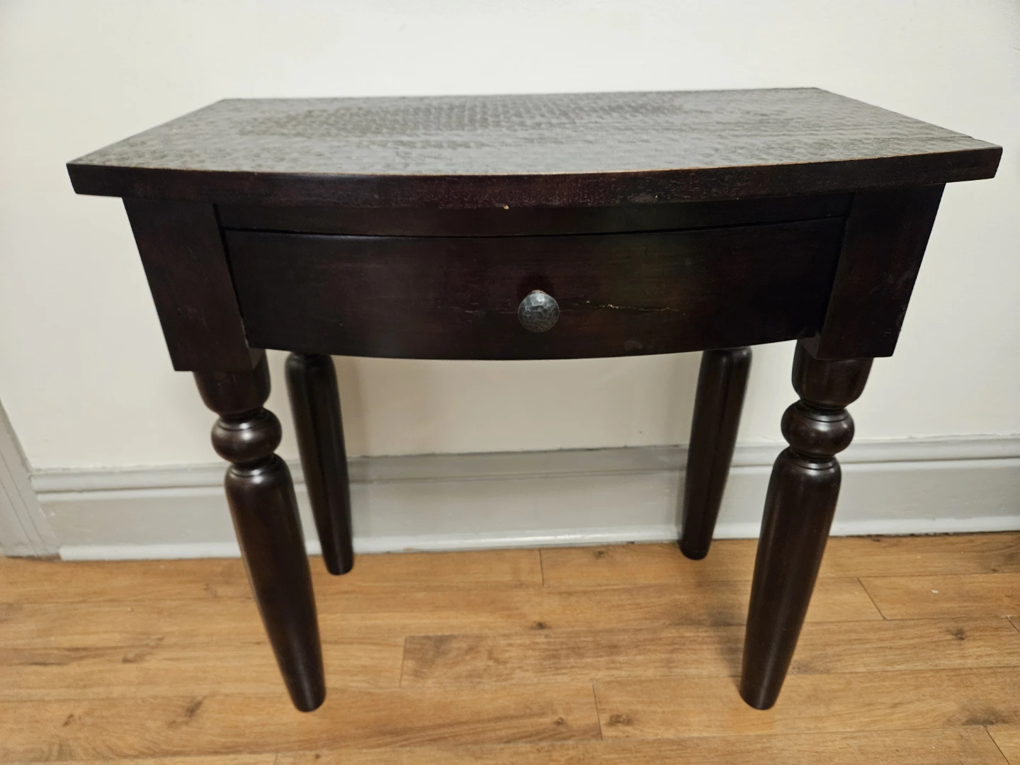 Solid wood console /end table