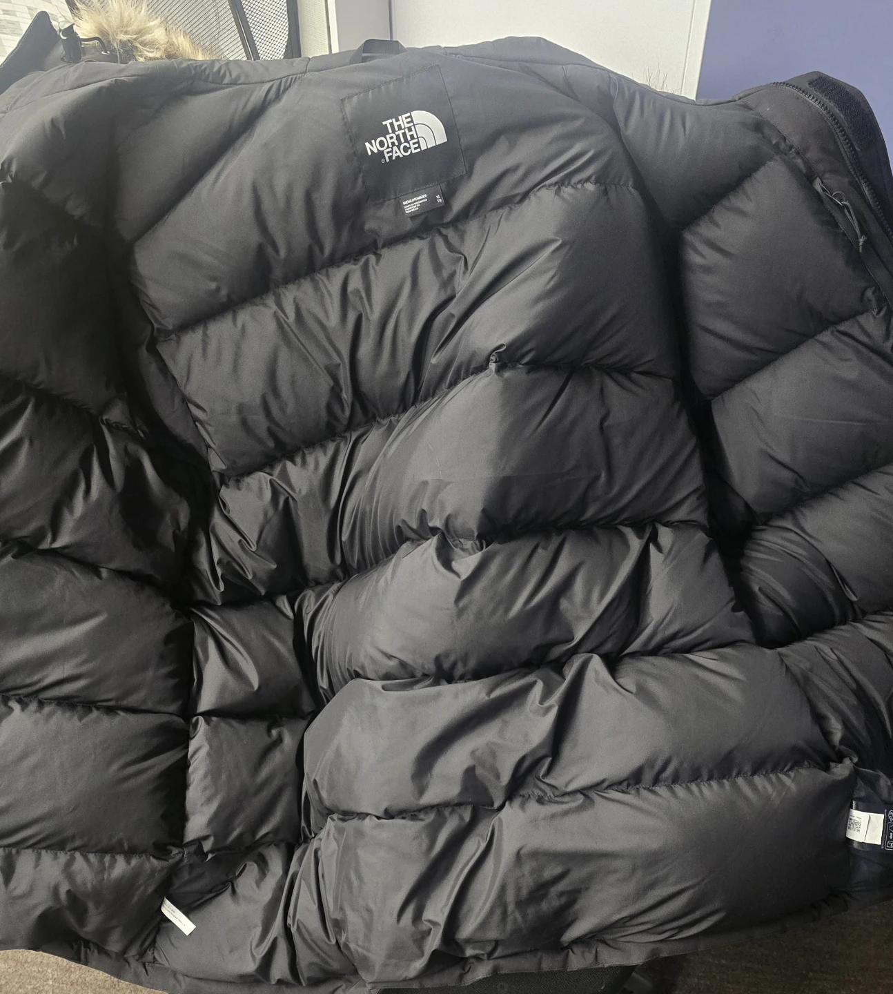 The North Face jacket, size XL, unused. - photo 3