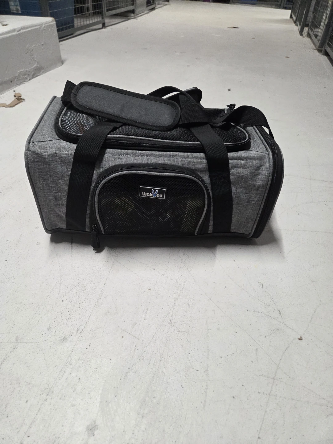 WAKYCU Grey Pet Carrier - photo 4