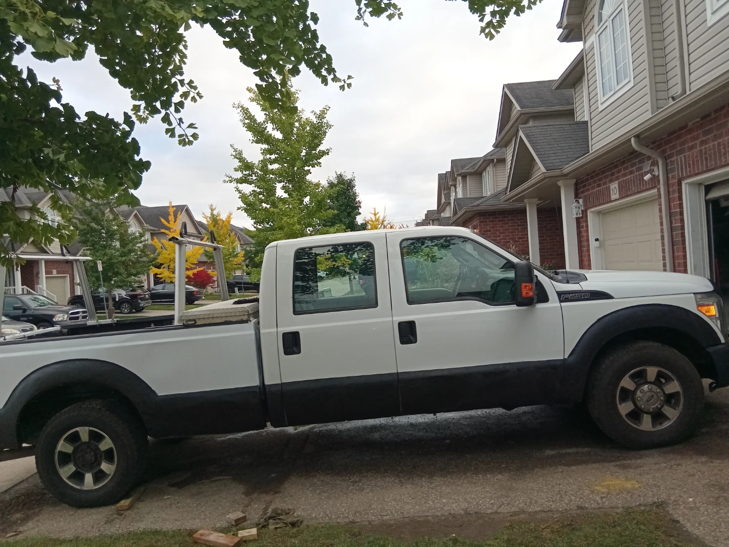2015 Ford F250 Super Heavy Duty - photo 4