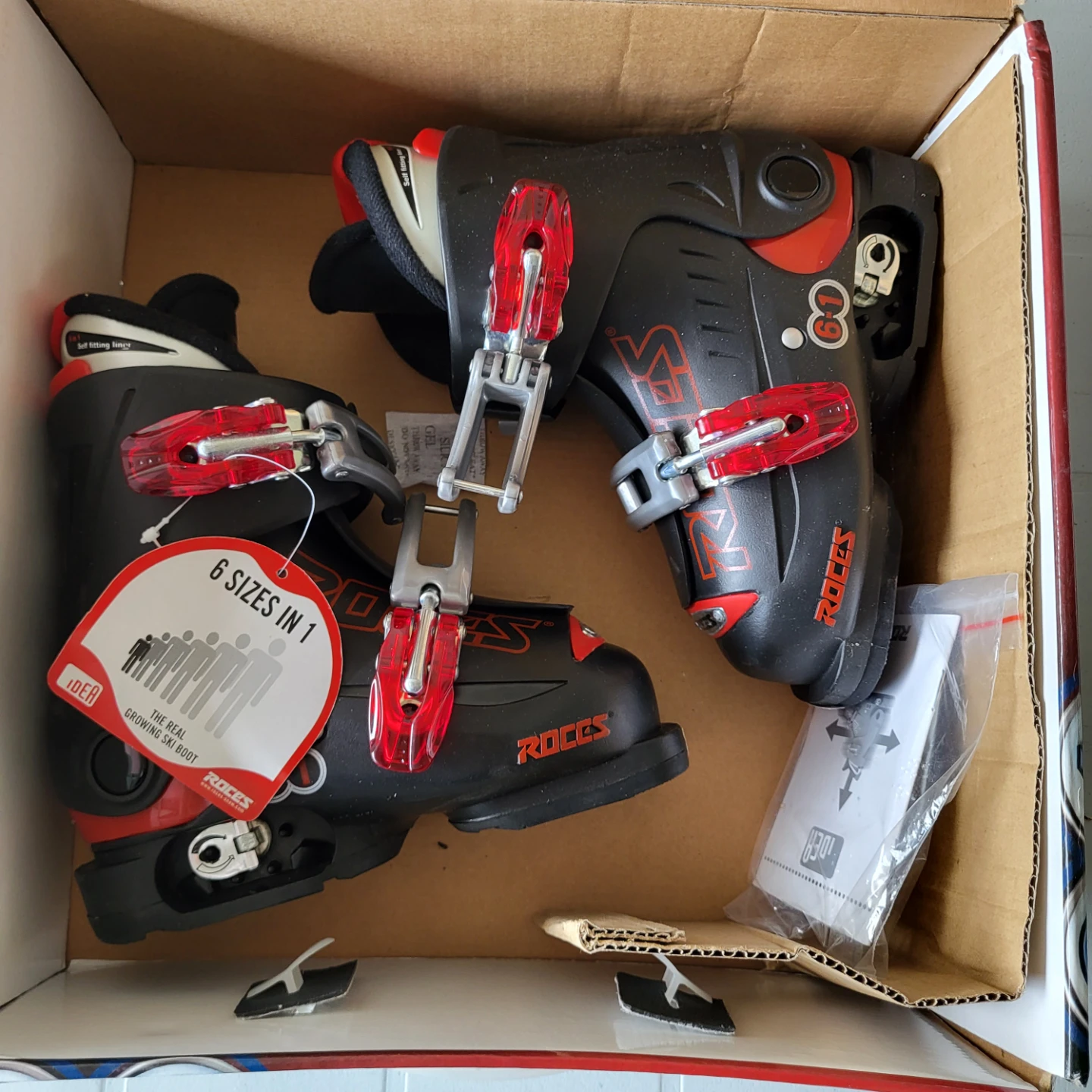Roces Idea 6-in-1 Adjustable Kids Ski Boots