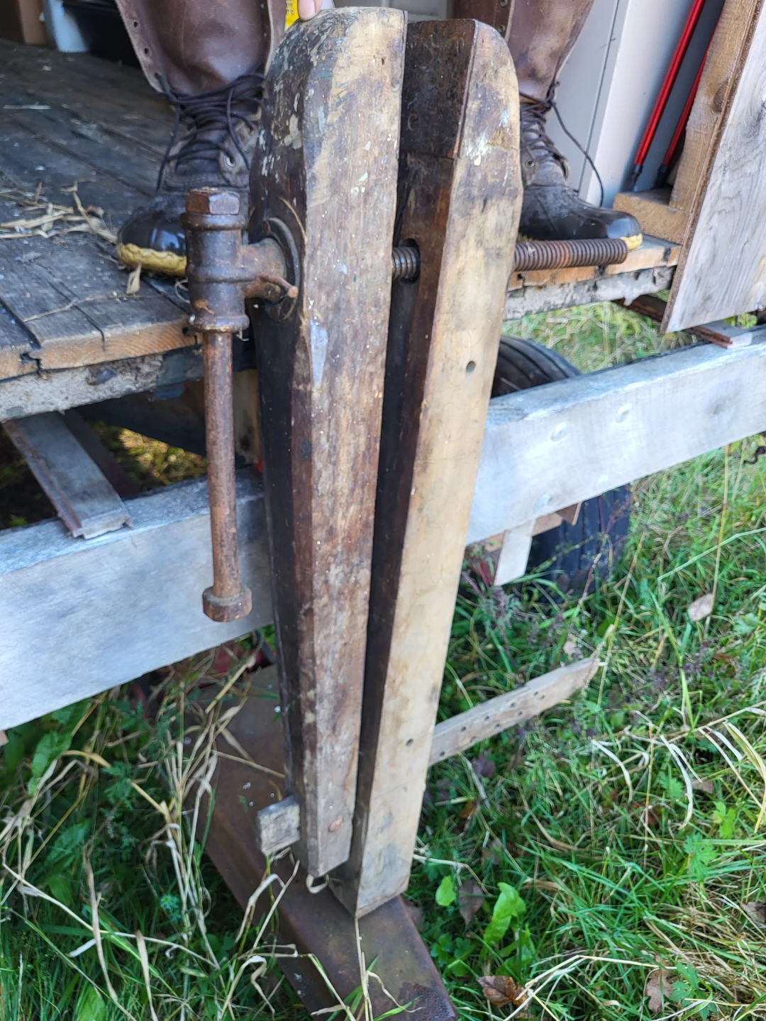 Vintage Wooden Saddle Makers Vise - photo 2