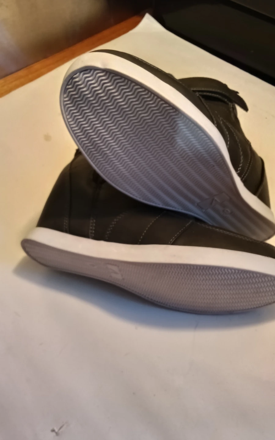 Talon Cache Wedge Sneakers Grey Size 9 - photo 5