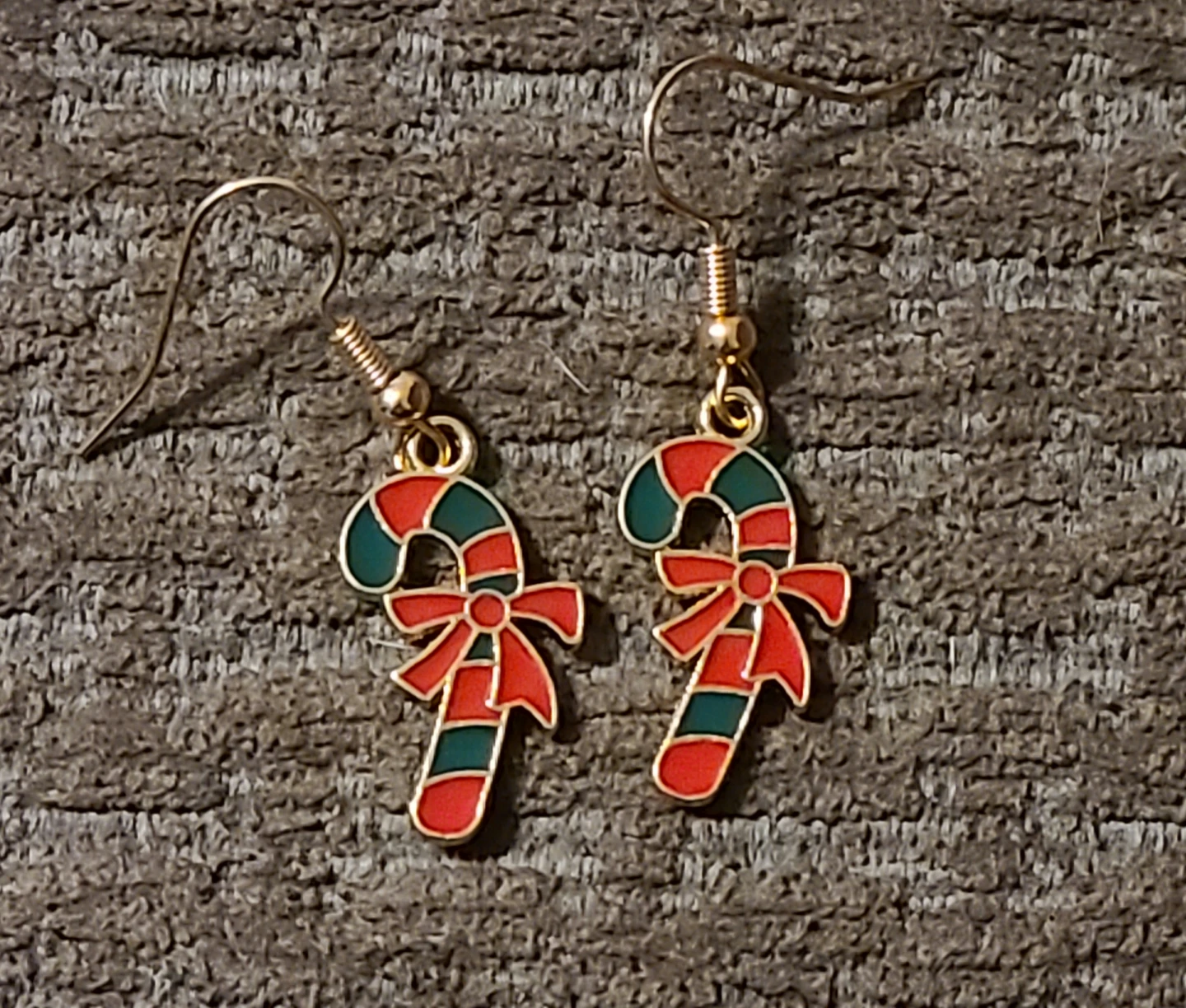 Set of 5 Christmas-themed Dangle Earrings - photo 3