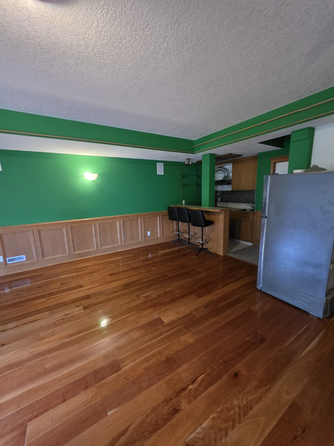 Professional Residential & Commercial Cleaning Services - photo 2