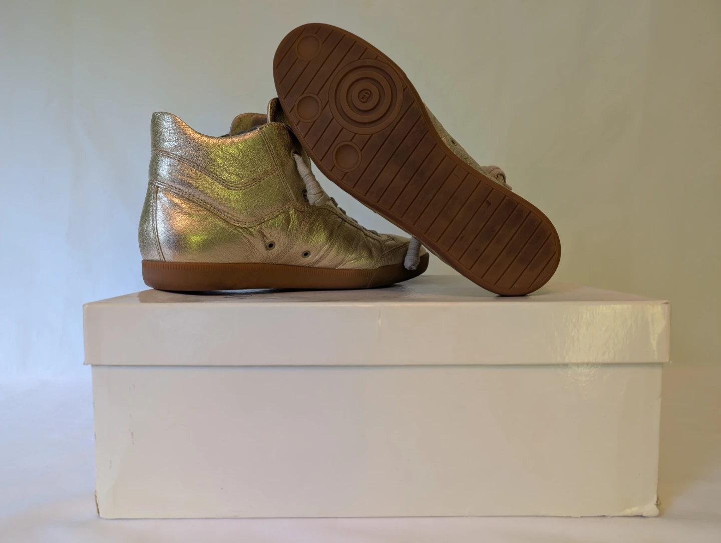 Dior High Top Sneakers Gold Size 41.5 - photo 3