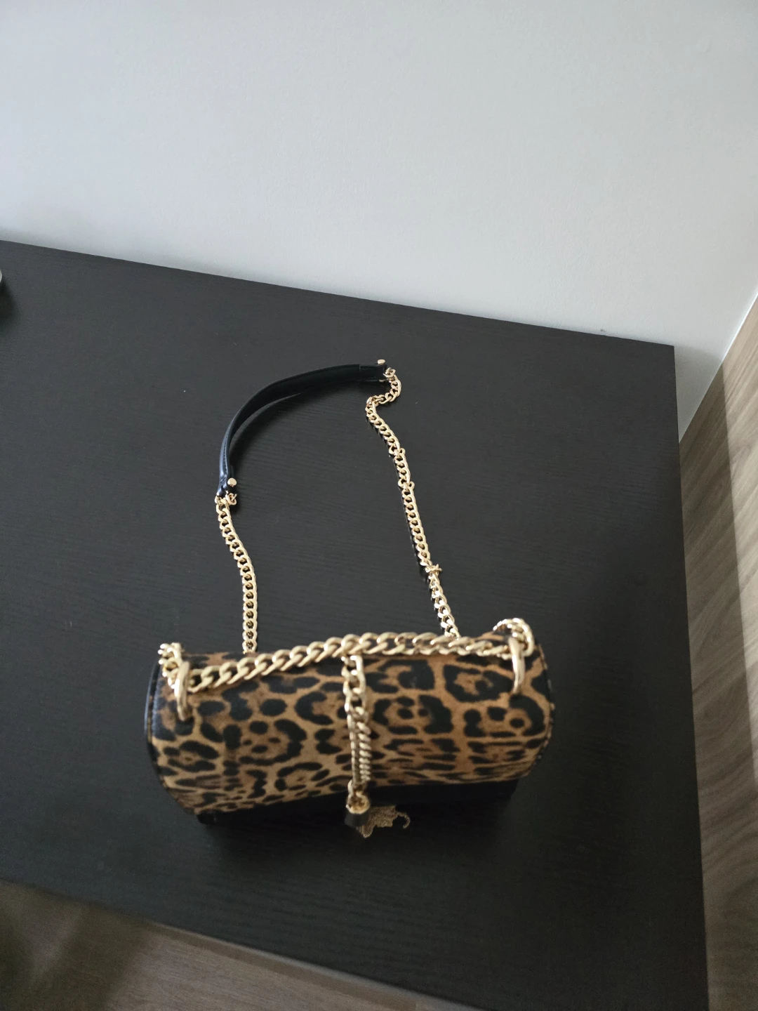 Leopard Print Chain Shoulder Bag