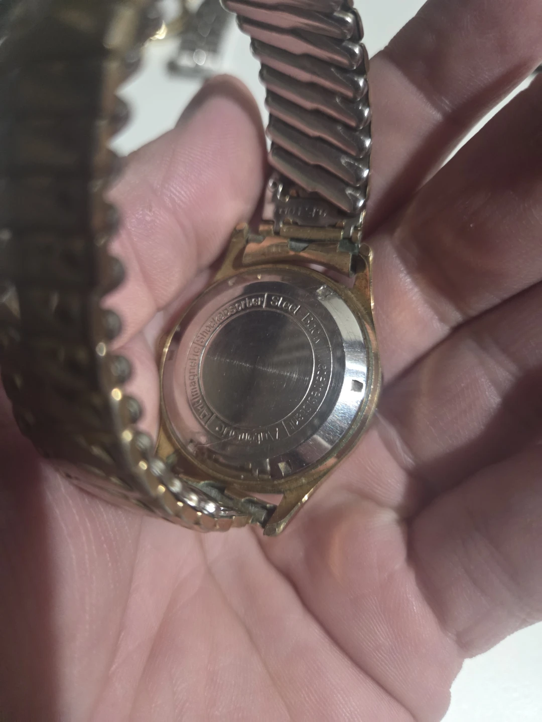 Vintage Renown 23 Jewels Self-Winding Watch - photo 2