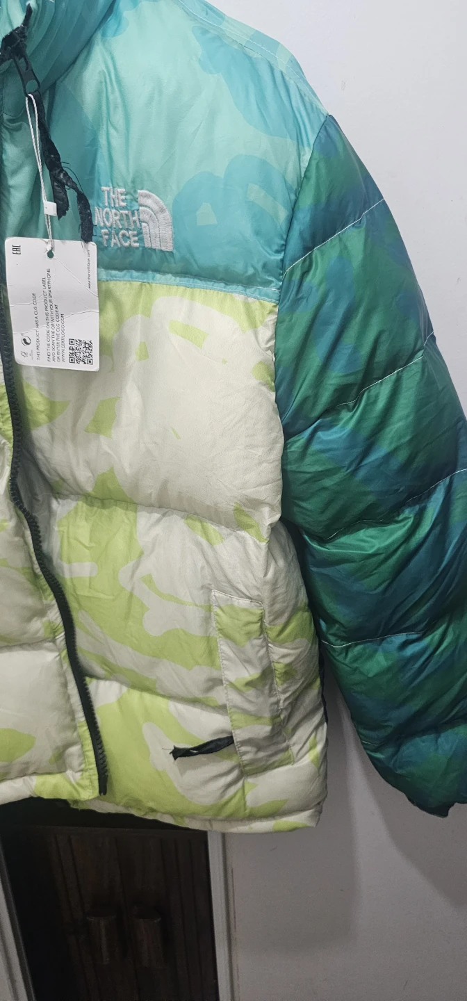 The North Face x KAWS Puffer Jacket - photo 3