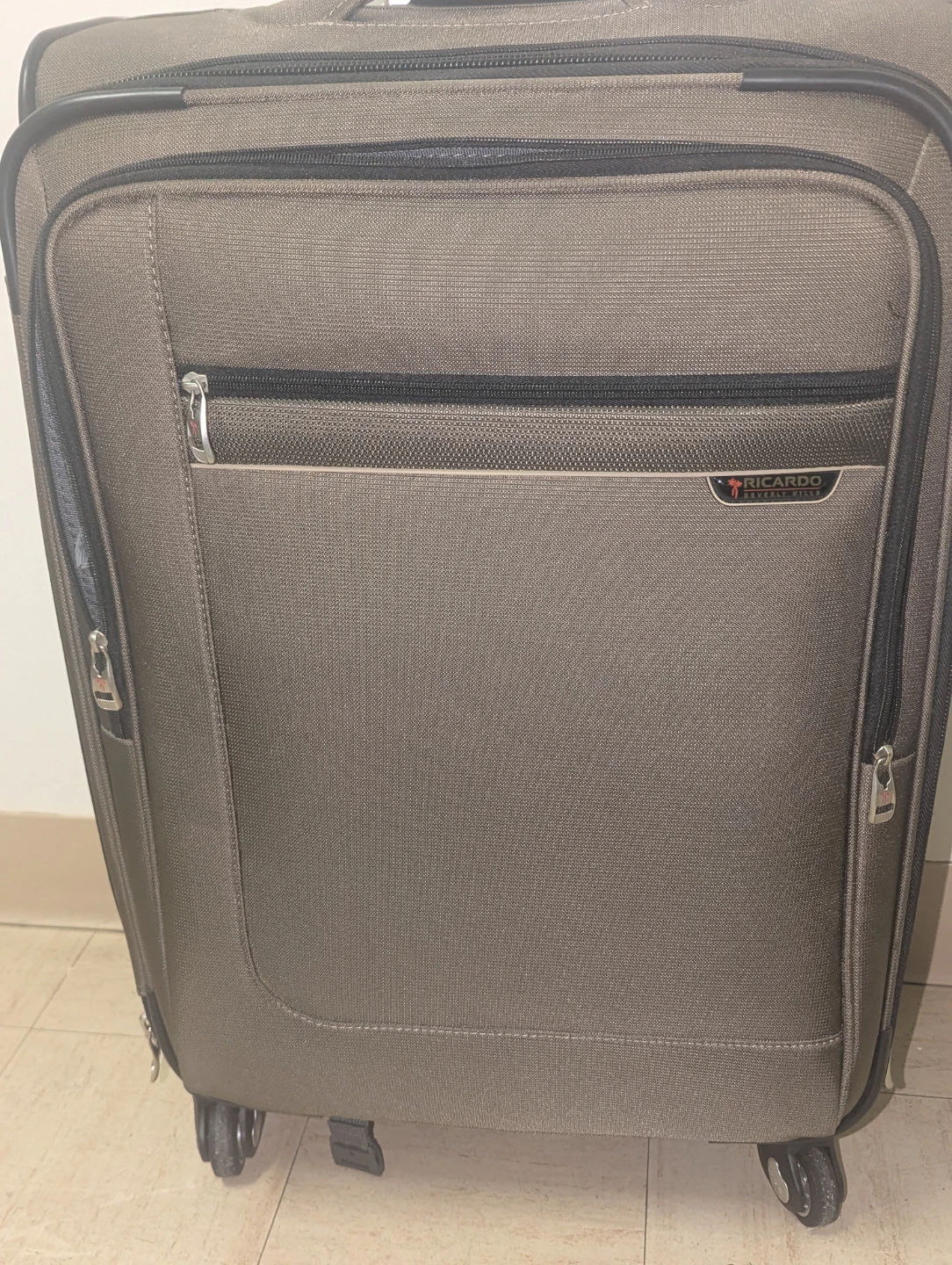 Ricardo Beverly Hills Spinner Luggage