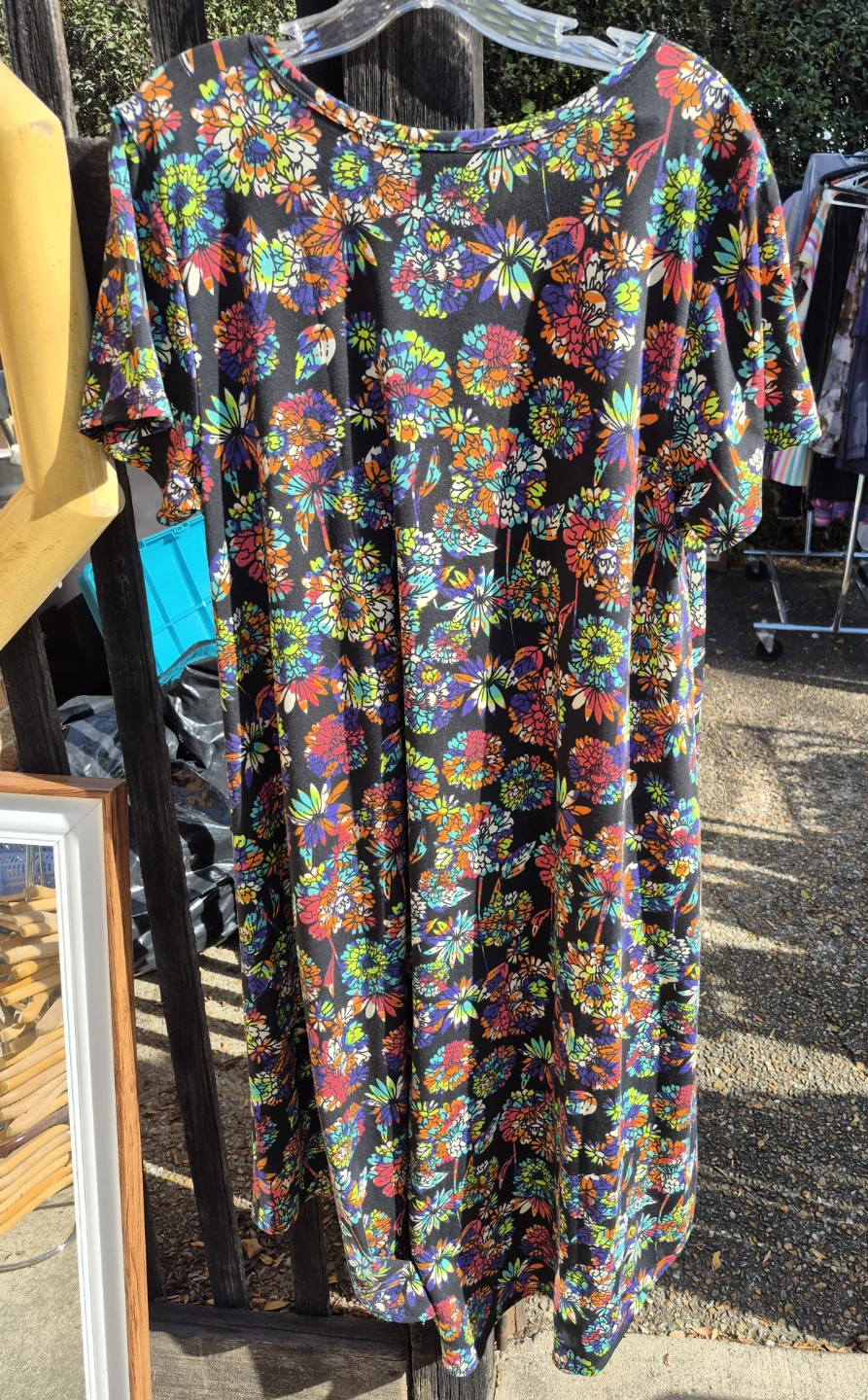 LuLaRoe Floral Pocket Dress - photo 5