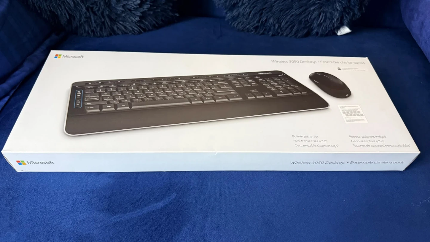 Microsoft Wireless Desktop 3050 Keyboard and Mouse Combo - photo 3