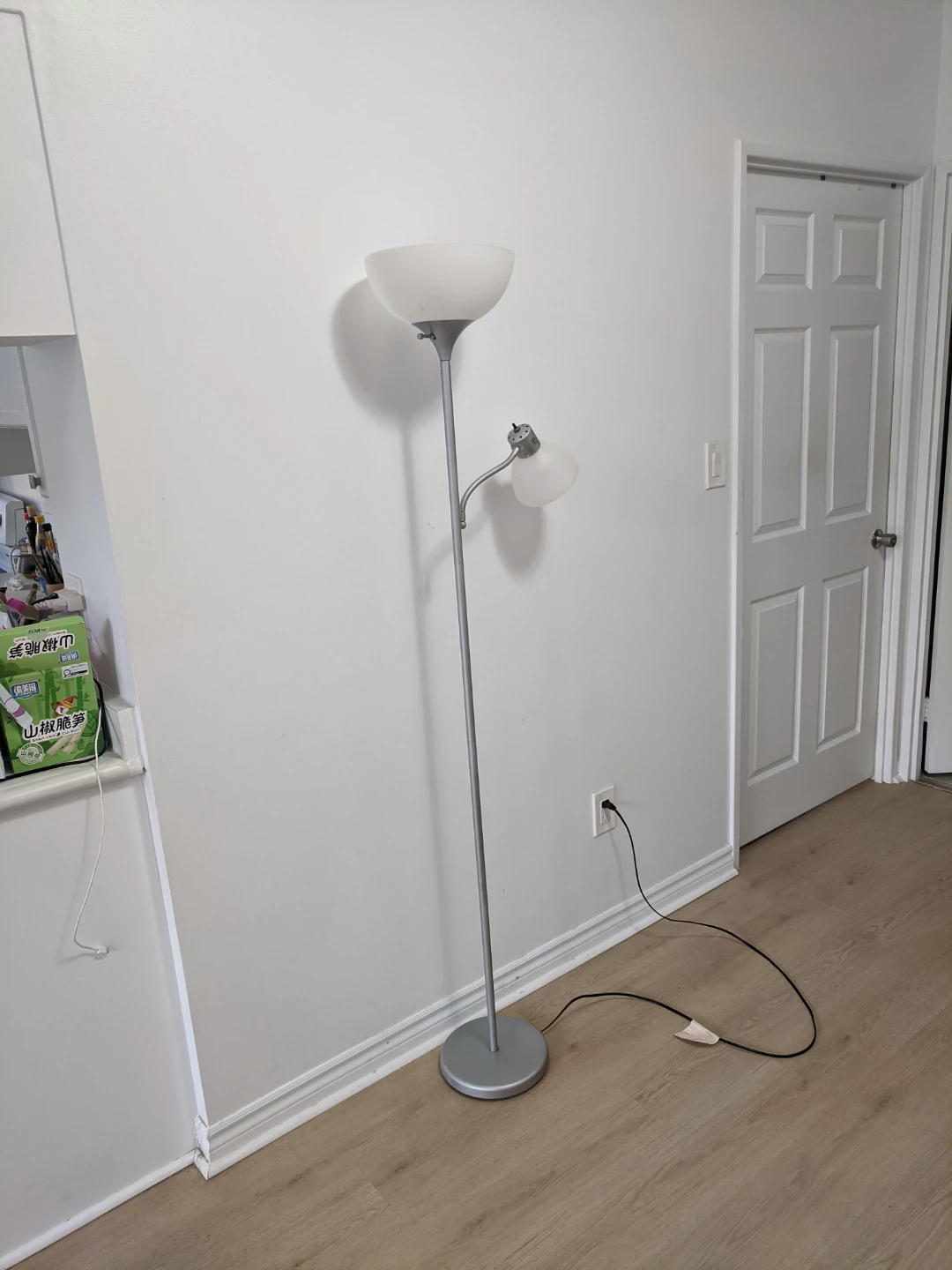 Silver floor lamp with reading light - photo 3