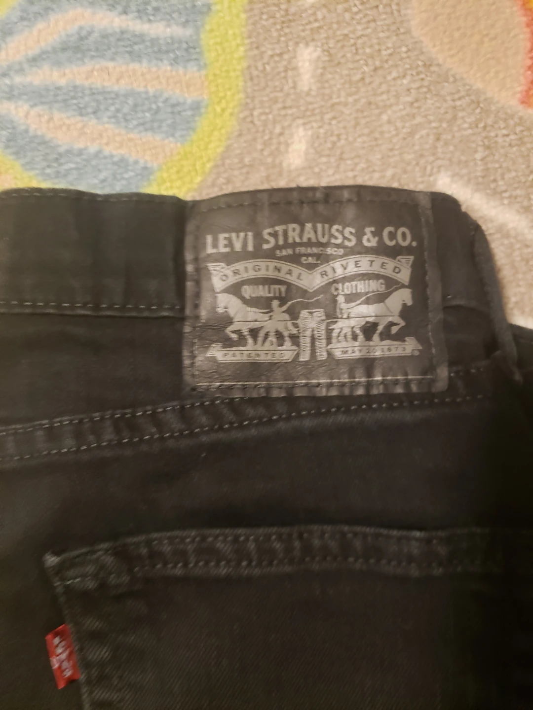 2 black jeans (American eagle & Levis) - photo 2