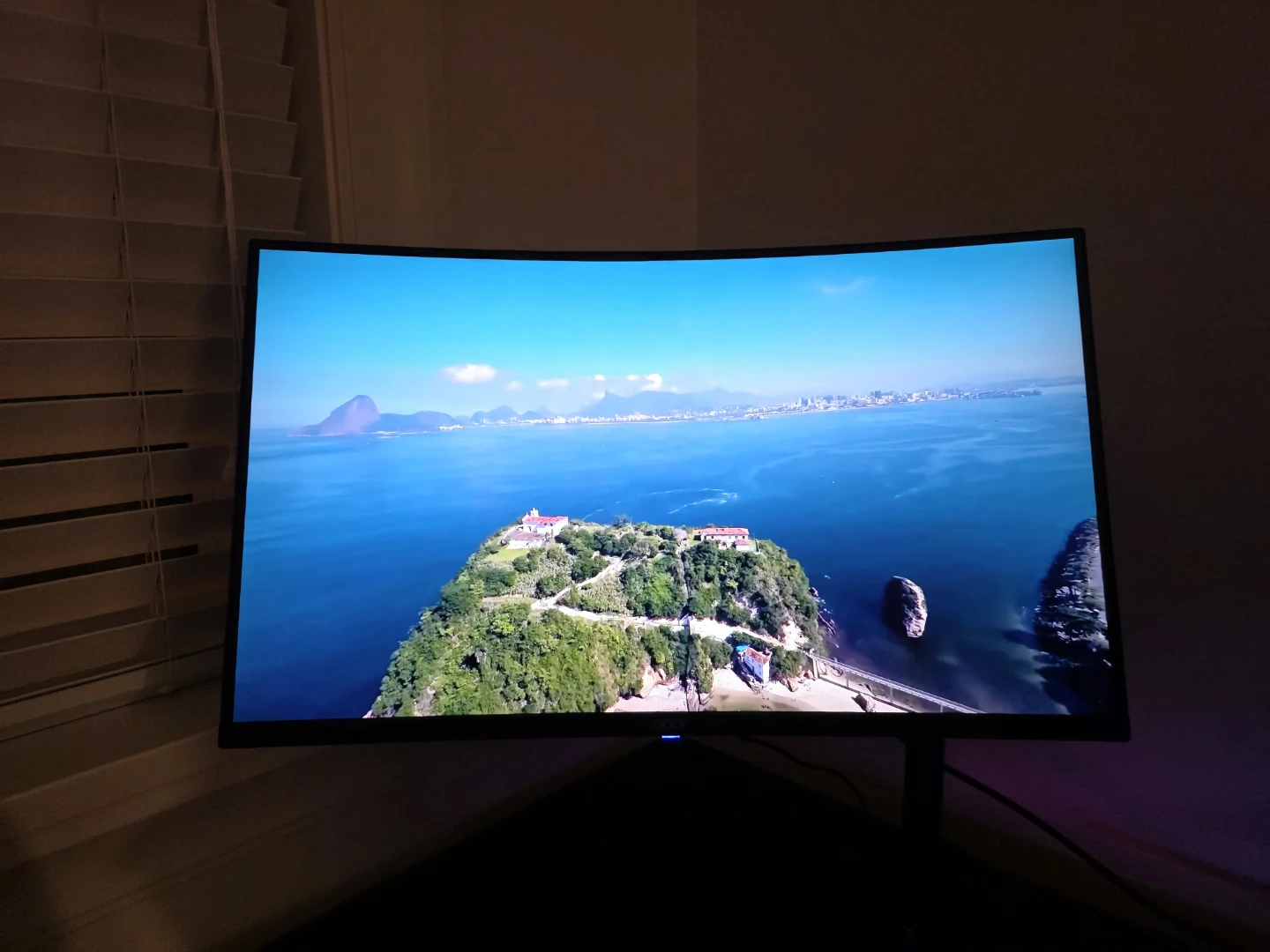 Acer ED273 S3 27" VA Curved Gaming Monitor - photo 2