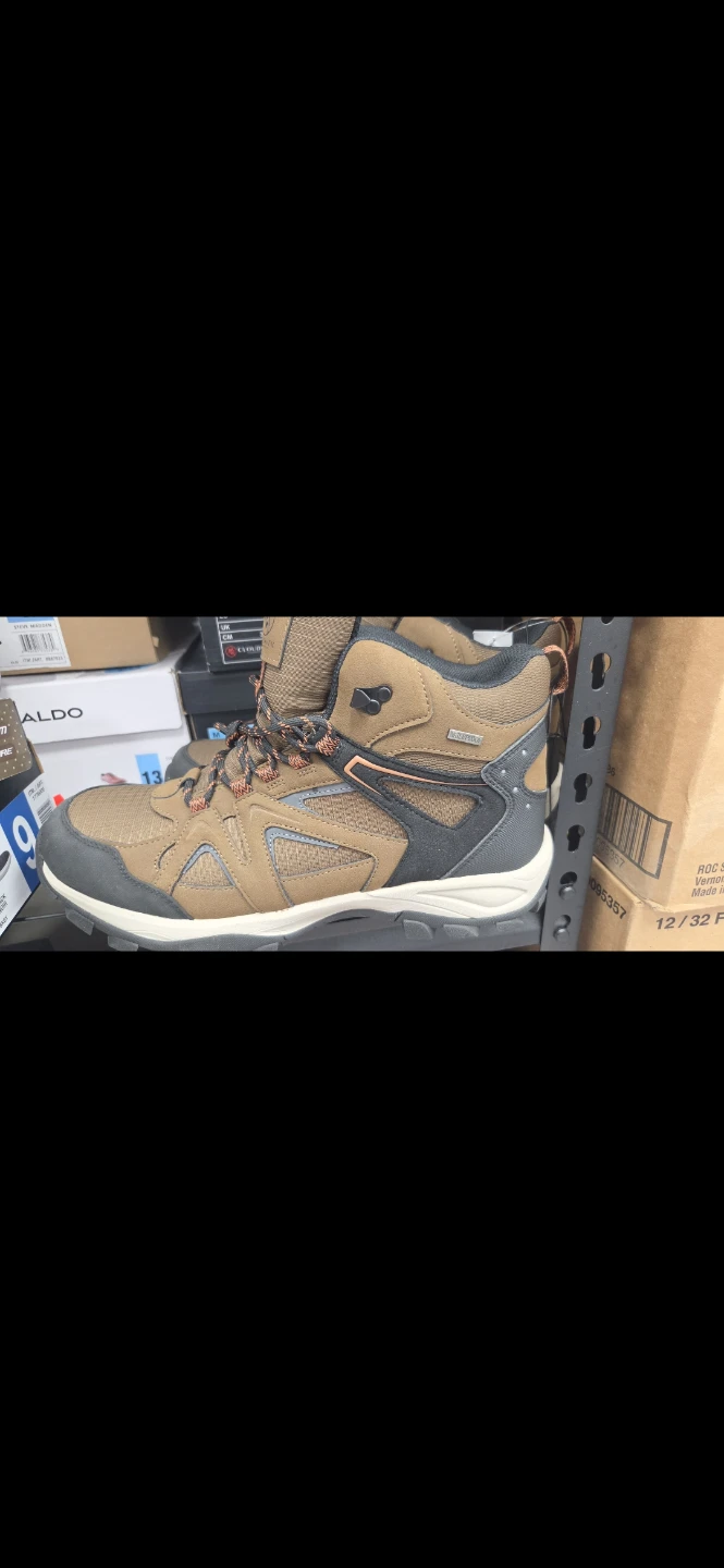 Cloudwalkers Waterproof Hiking Boots Size 10
