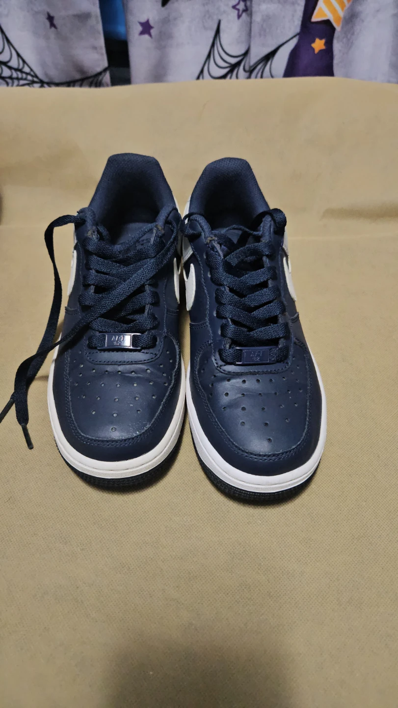 Nike Air Force 1 Low Sneakers – Navy Blue/White/Gray