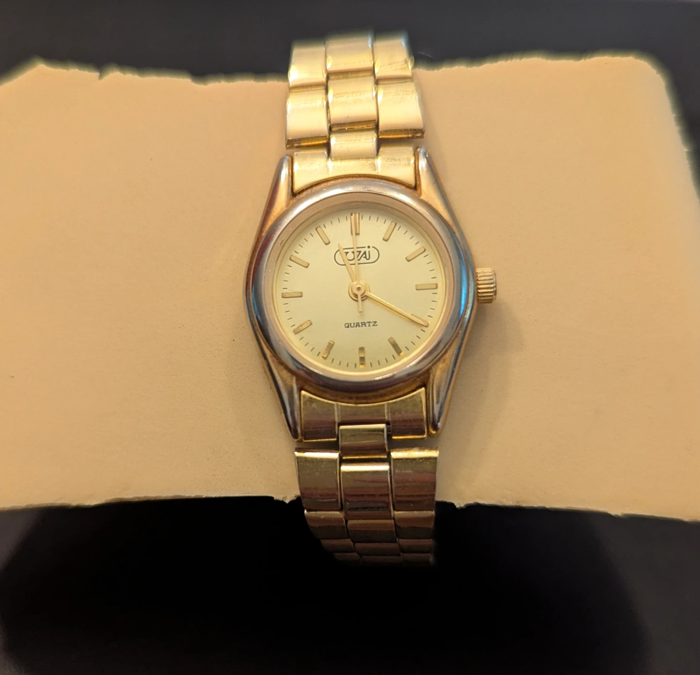 Tozai Women's Quartz Watch