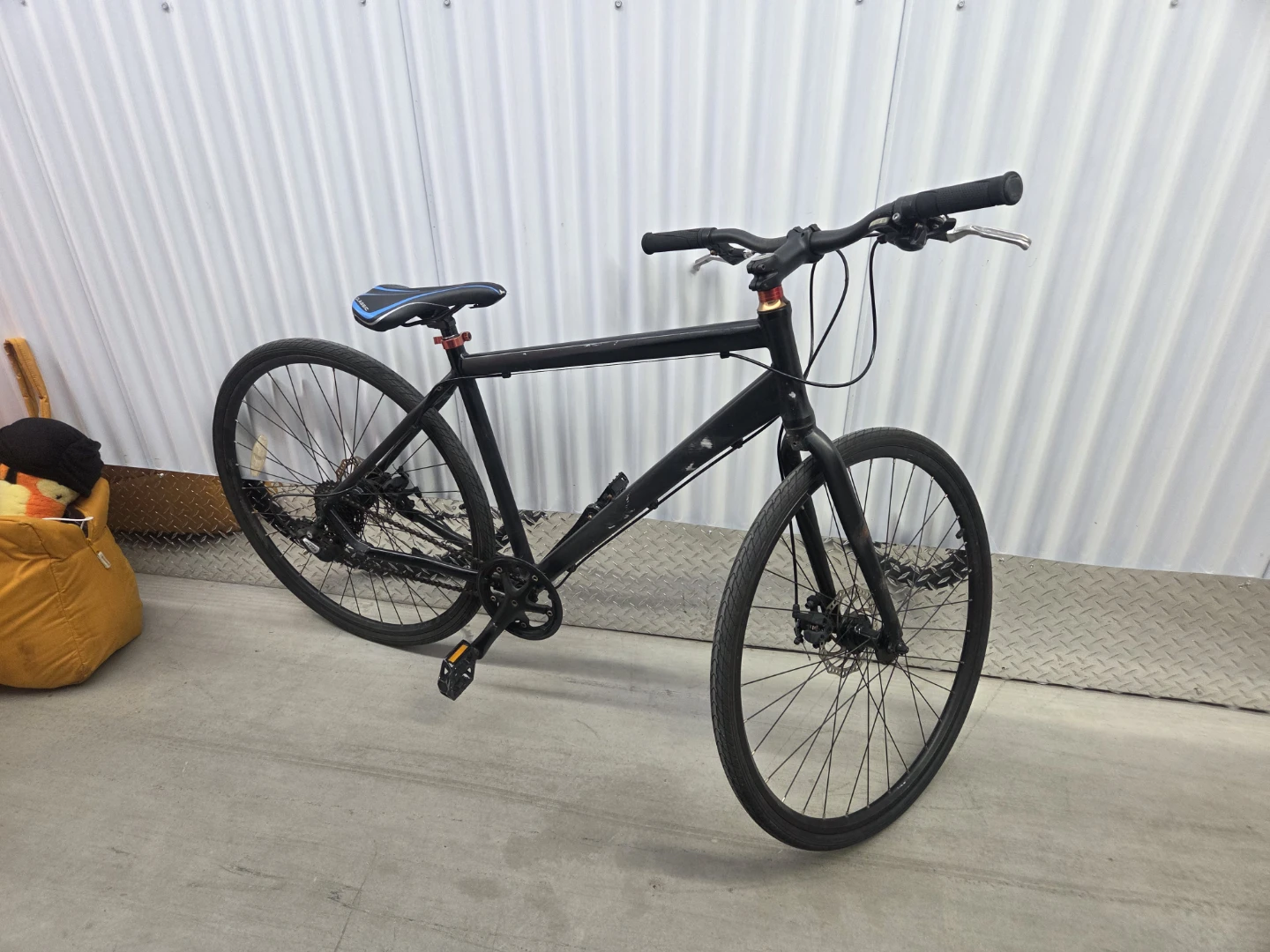 Black Hybrid Bicycle