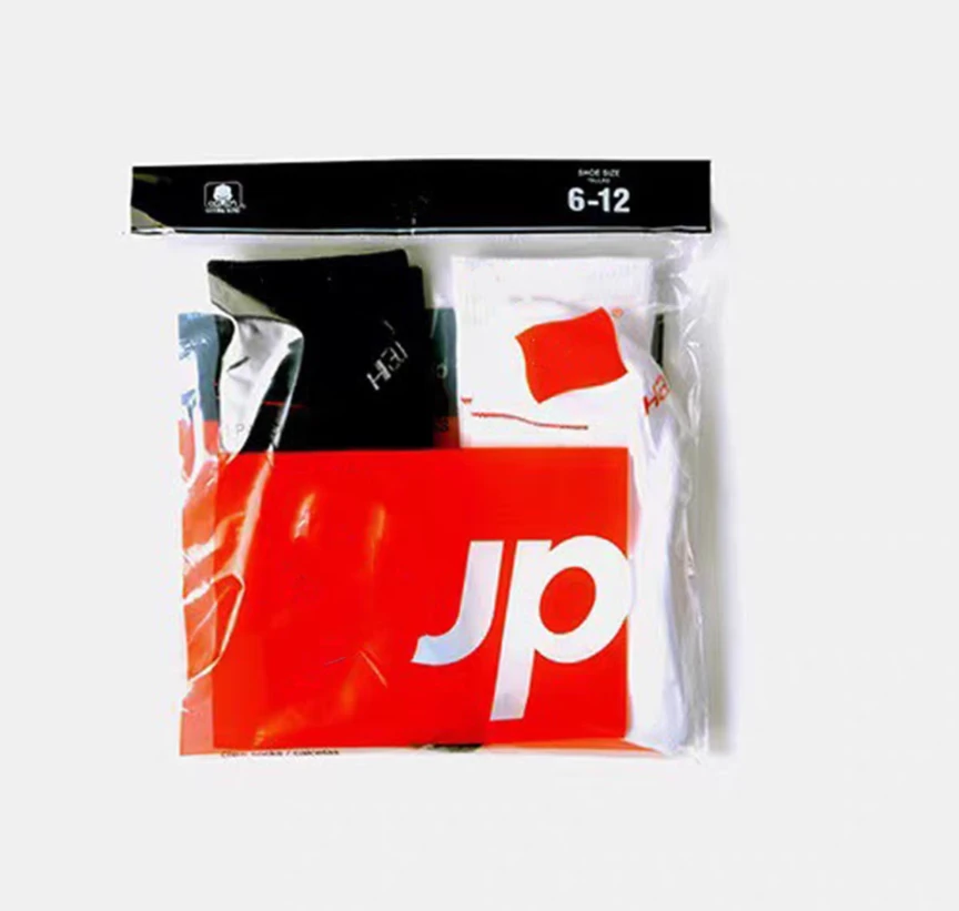 Supreme socks