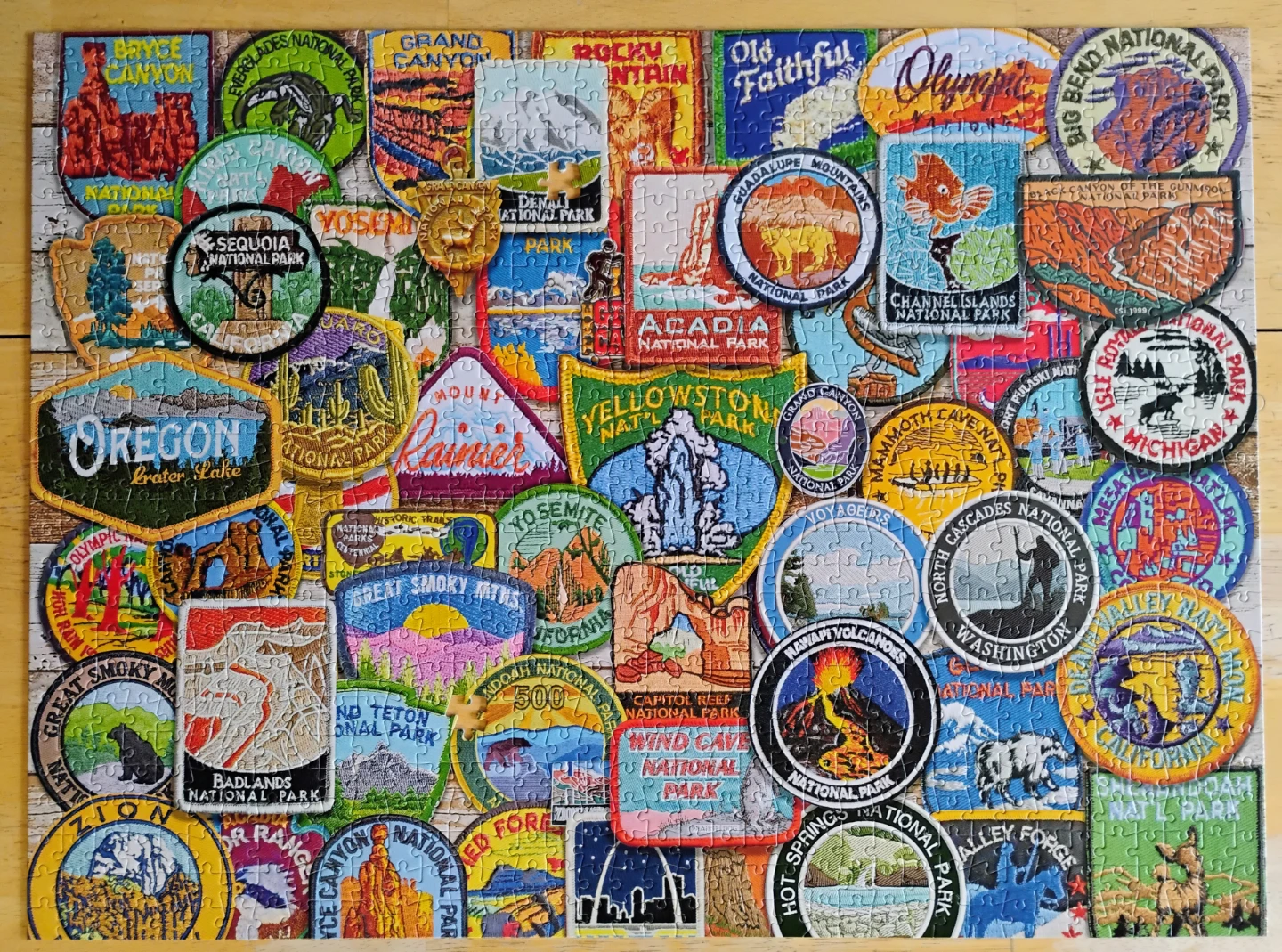 National Parks Patch Design - Buffalo 1000 Jigsaw Puzzle