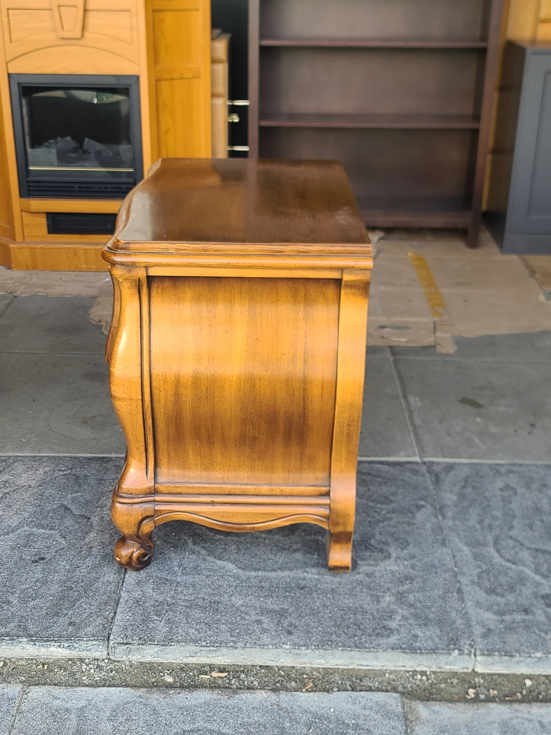 Pair of Vintage Repplier by Sklar 2-Drawer Nightstands - photo 4